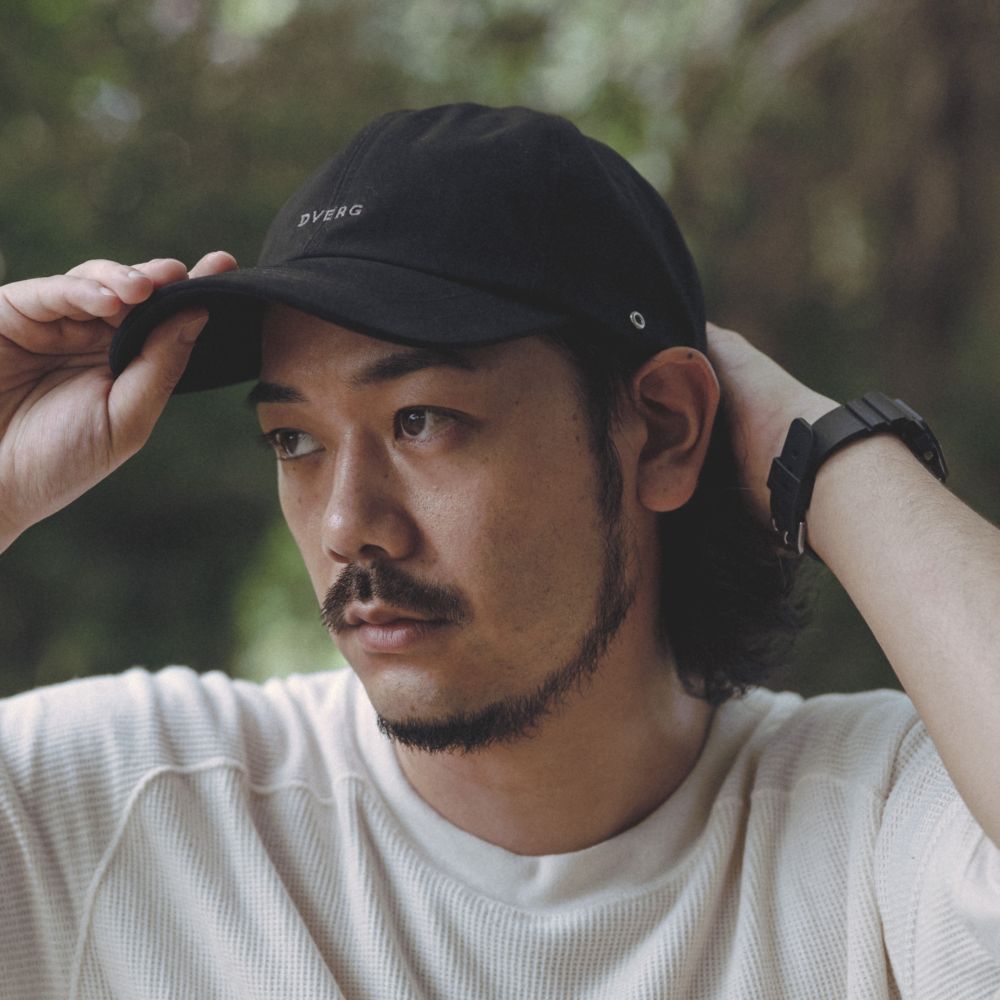 LOGO CAP