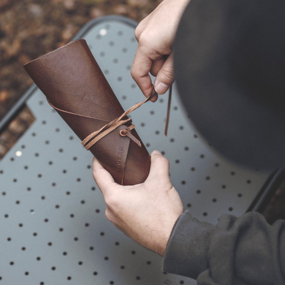 LEATHER ROLL CASE