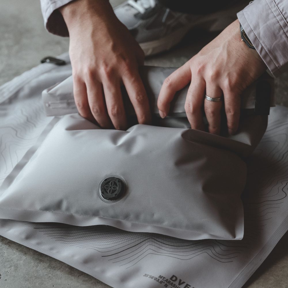 TOPOGRAPHIC VACUUM PACK