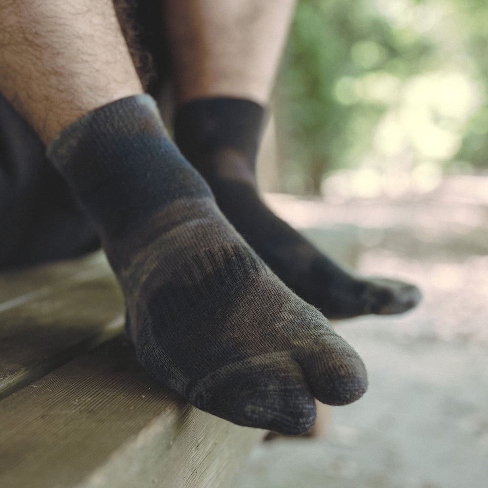 OUTSIDE FIELD SOCKS