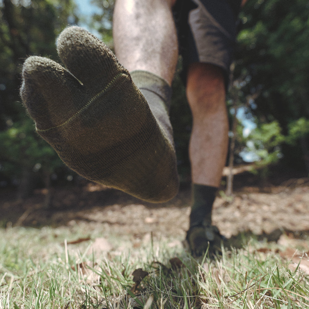 OUTSIDE FIELD SOCKS
