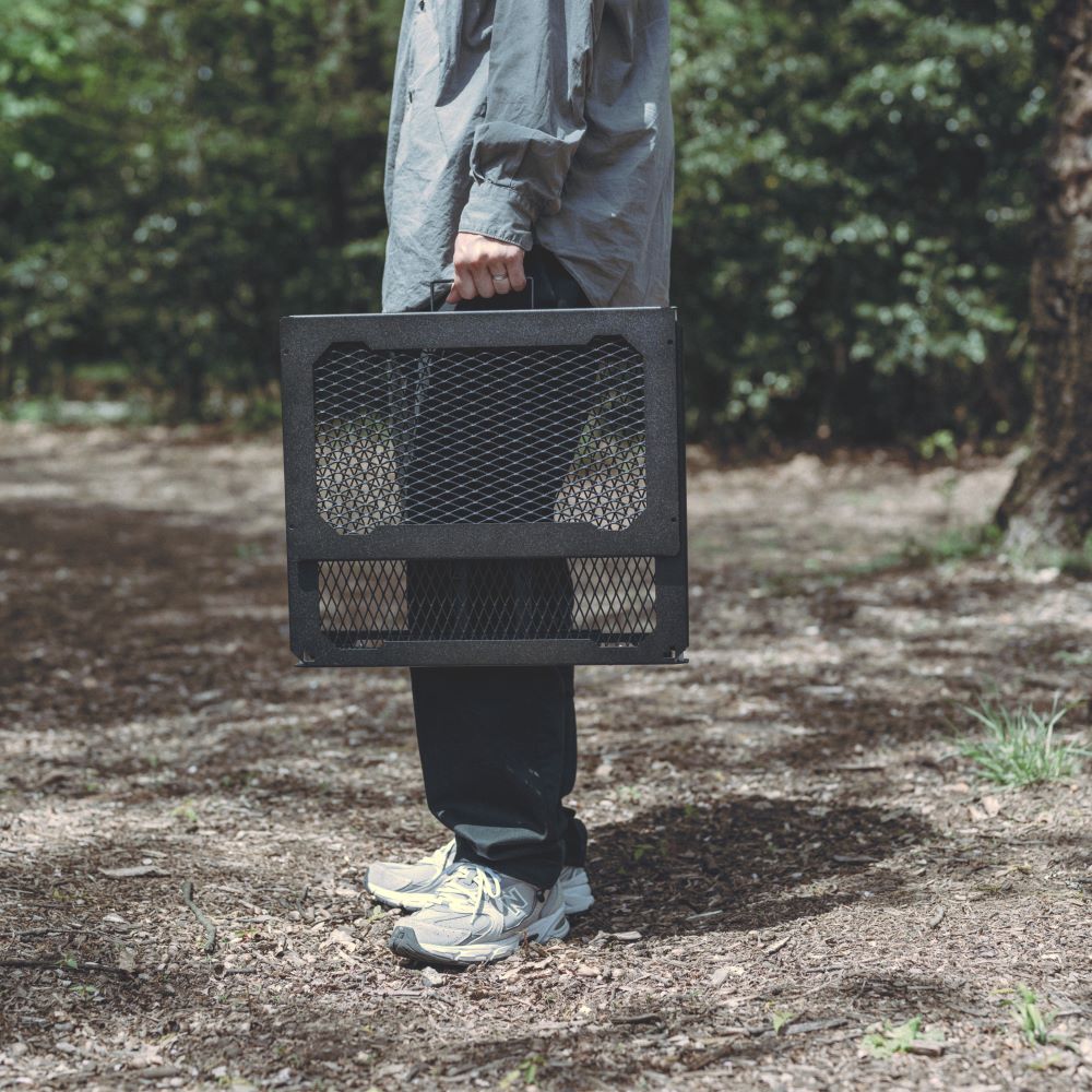 HABIT SIDE TABLE