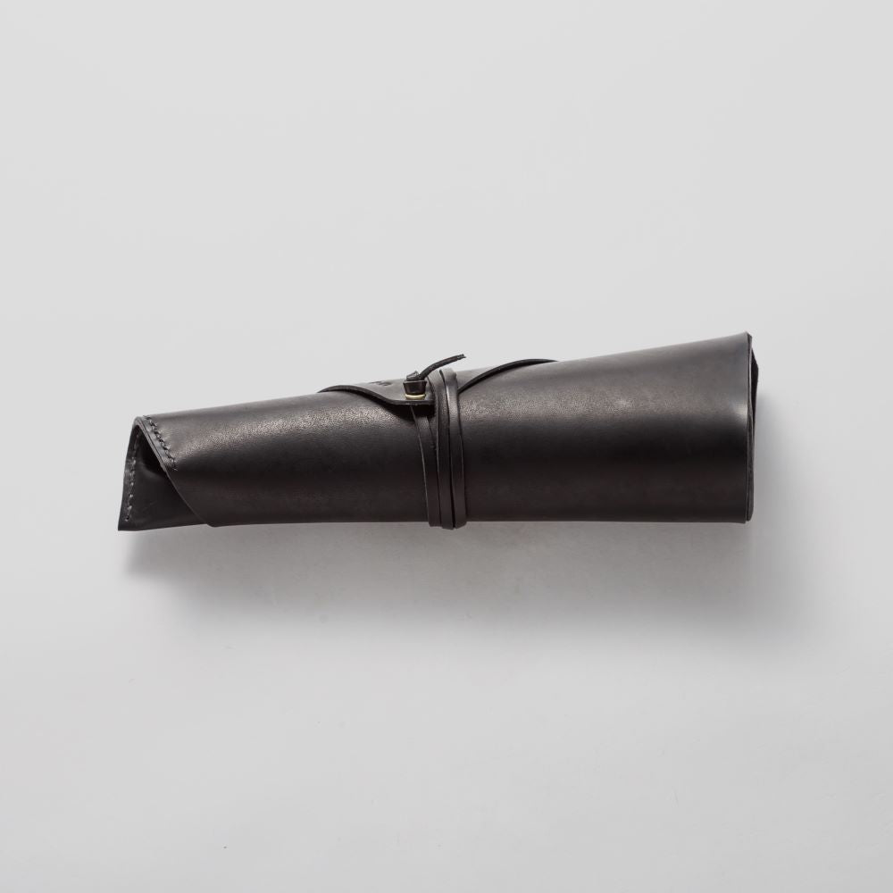 LEATHER ROLL CASE