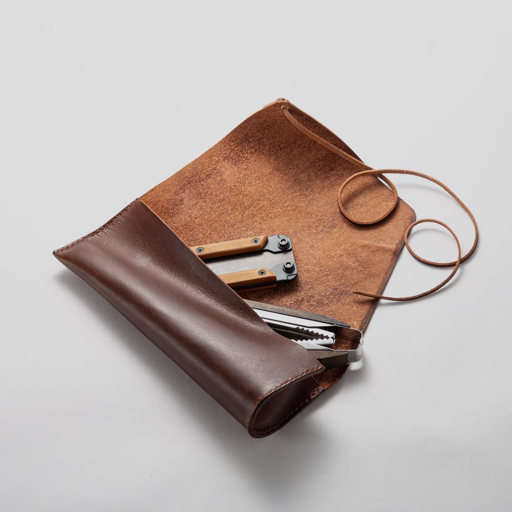 LEATHER ROLL CASE