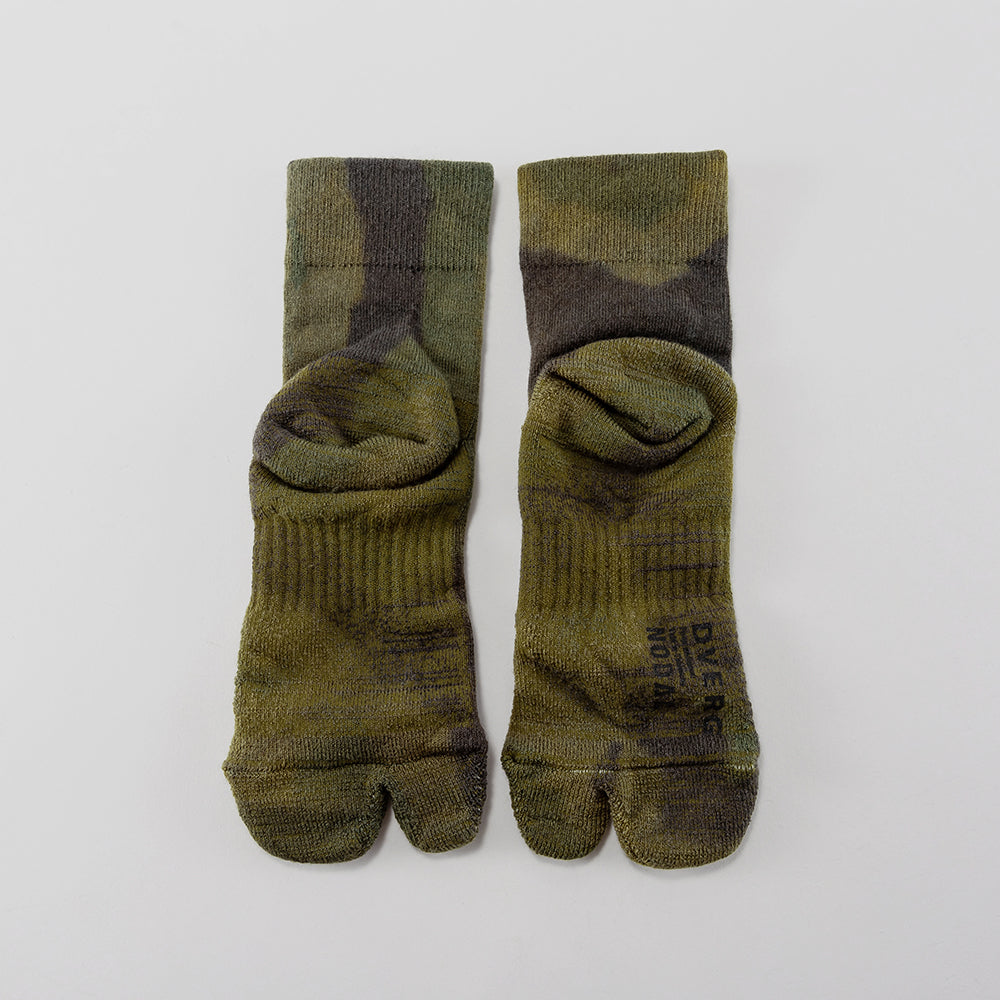OUTSIDE FIELD SOCKS