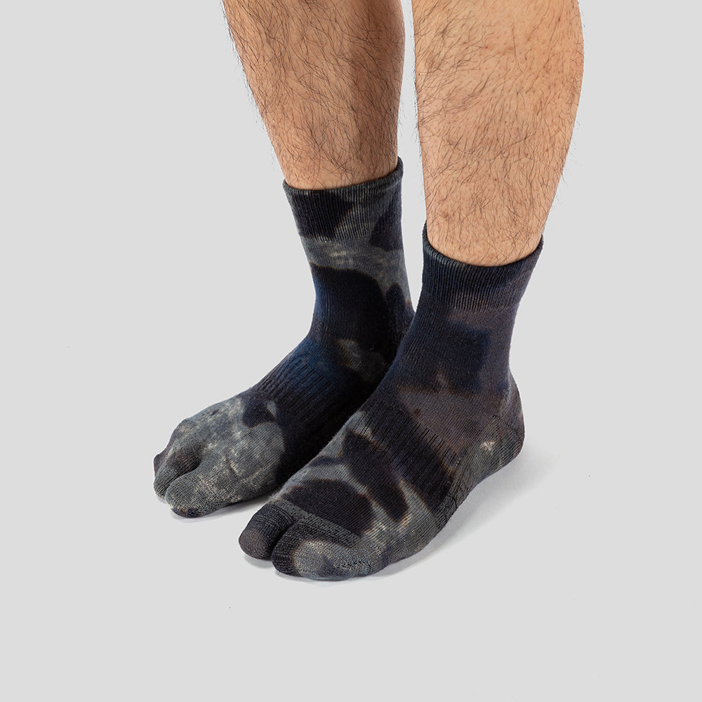 OUTSIDE FIELD SOCKS