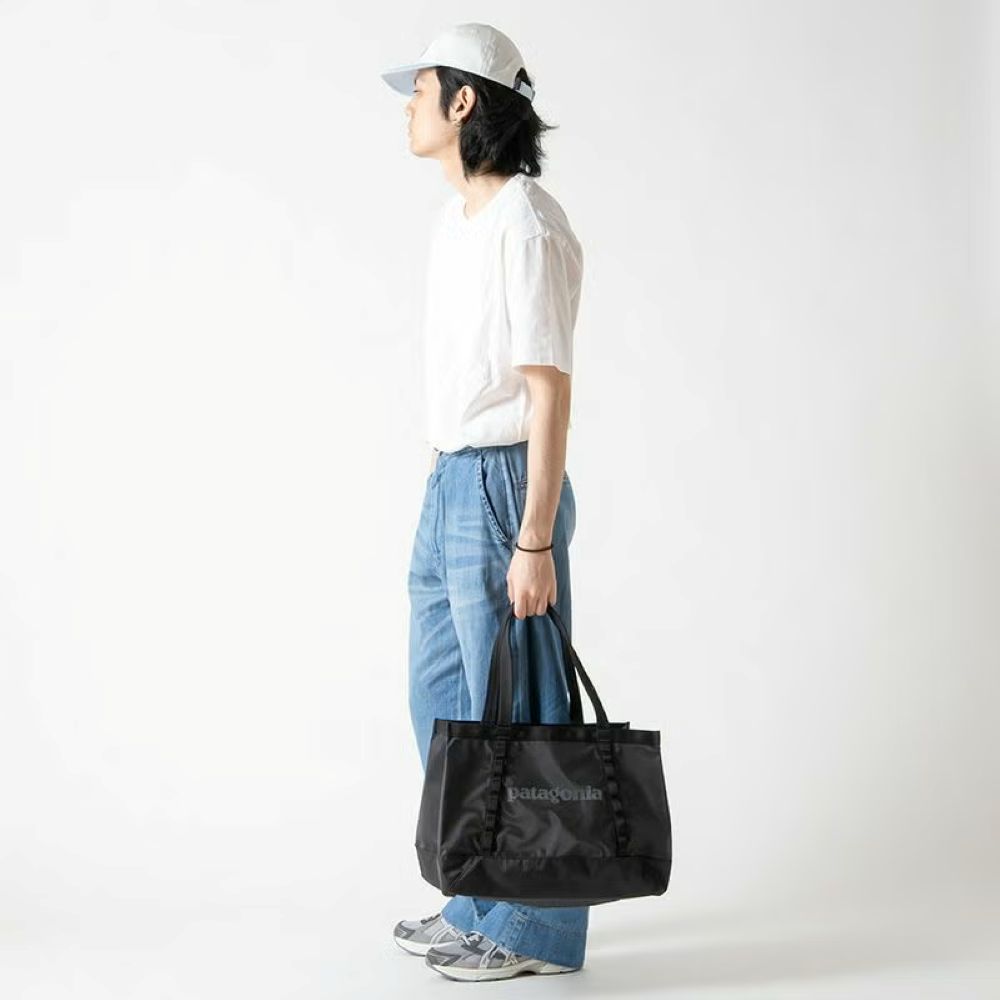 ブラックホールトート25L