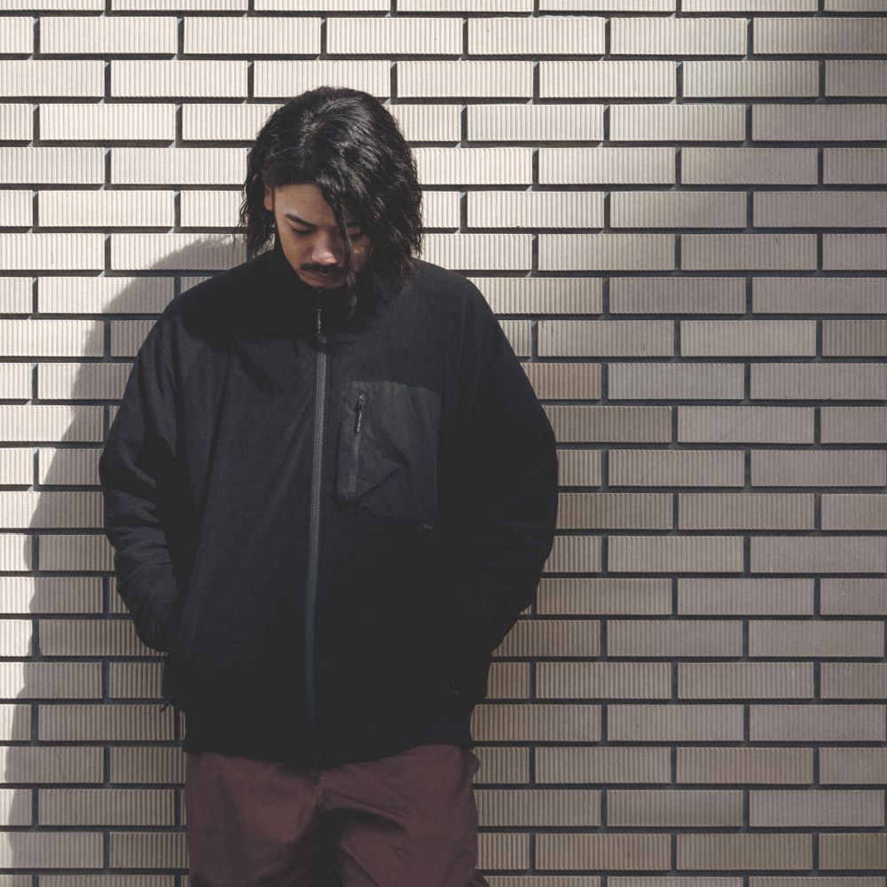 REVERSIBLE FLEECE DOWN JACKET