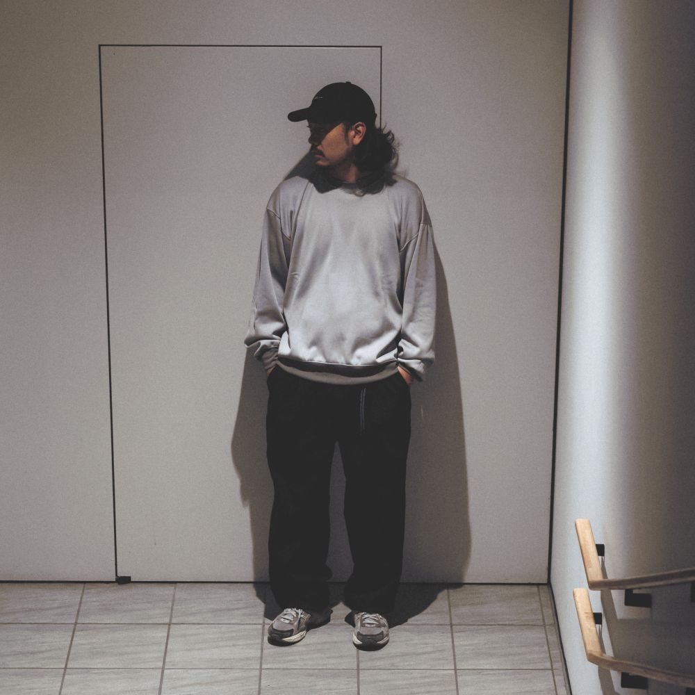 LIGHT WEIGHT SWEAT CREW