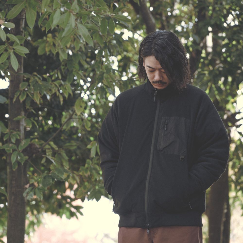 REVERSIBLE FLEECE DOWN JACKET