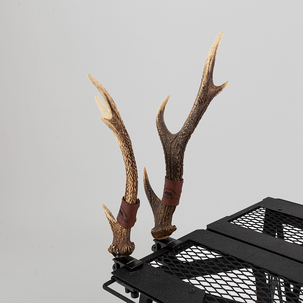 Kazuno table hanger
