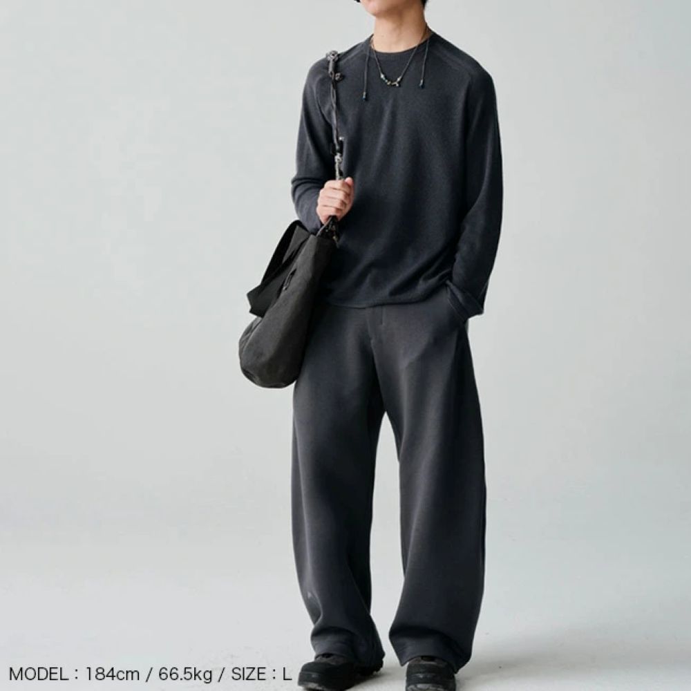 ウールクルーネック長袖ニットセーター